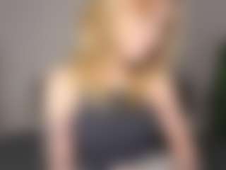 Amira's Live Sex Cam Show
