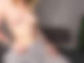 Amira's Live Sex Cam Show
