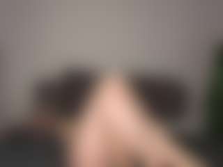 Amira's Live Sex Cam Show