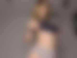 Amira's Live Sex Cam Show