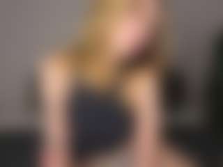 Amira's Live Sex Cam Show