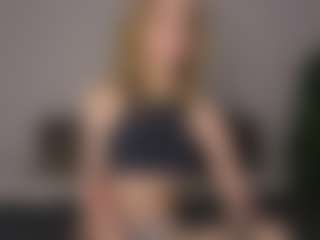 Live cam show with Amira - Tease Blonde Hair on Camsoda