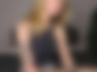 Amira's Live Sex Cam Show