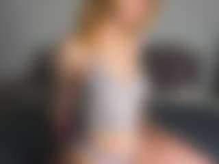 Amira's Live Sex Cam Show