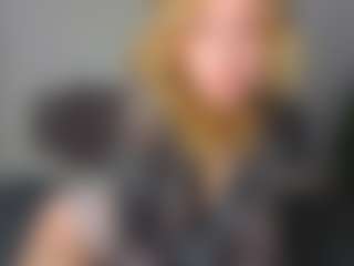 Amira's Live Sex Cam Show