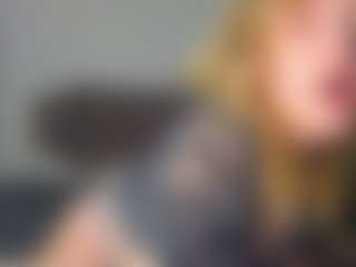Amira's Live Sex Cam Show