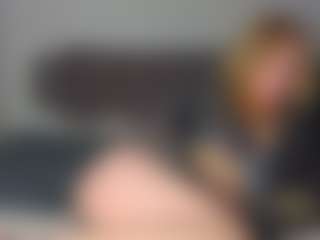 Amira's Live Sex Cam Show