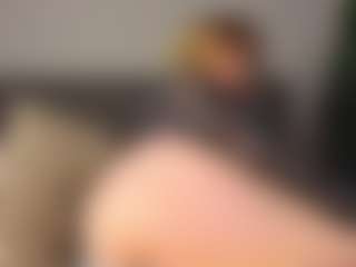 Amira's Live Sex Cam Show
