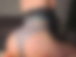 Amira's Live Sex Cam Show