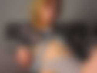 Amira's Live Sex Cam Show