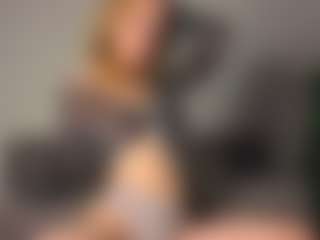 Amira's Live Sex Cam Show