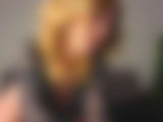 Amira's Live Sex Cam Show