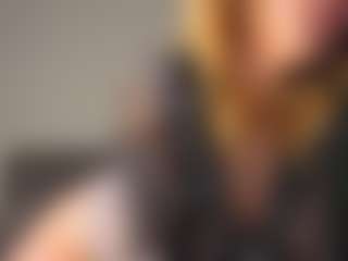 Amira's Live Sex Cam Show
