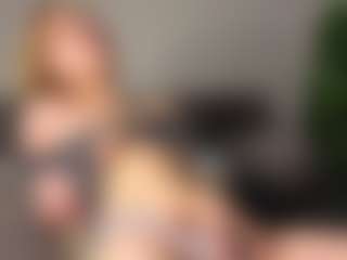 Amira's Live Sex Cam Show