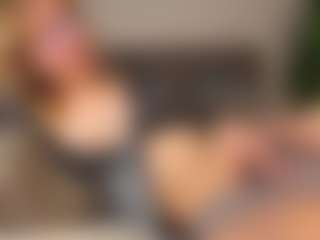 Amira's Live Sex Cam Show