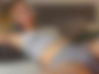 Amira's Live Sex Cam Show