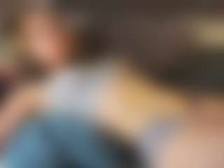 Amira's Live Sex Cam Show