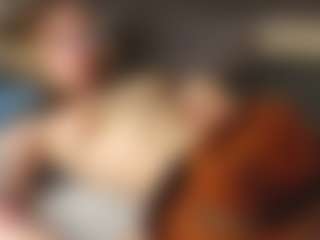 Amira's Live Sex Cam Show