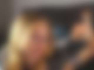 Amira's Live Sex Cam Show
