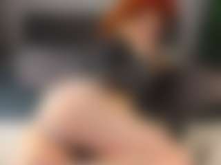 Amira's Live Sex Cam Show