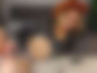 Amira's Live Sex Cam Show