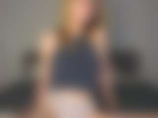 Amira's Live Sex Cam Show
