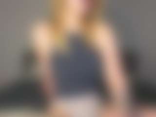 Amira's Live Sex Cam Show