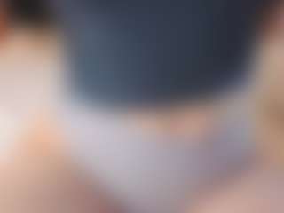 Amira's Live Sex Cam Show