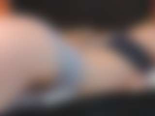 Amira's Live Sex Cam Show
