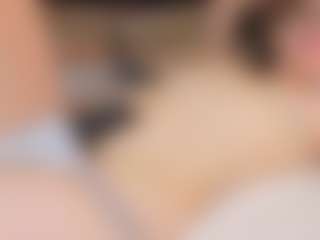 Live cam show with Amira - Oil on sexylive.show