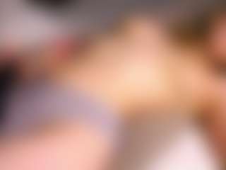 Live cam show with Amira - Young Adult on Gym Cam Girls