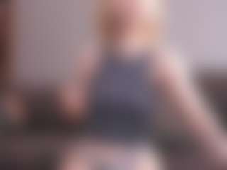 Amira's Live Sex Cam Show