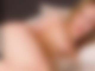 Amira's Live Sex Cam Show