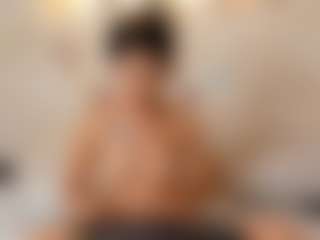 Live cam show with Britanny-Hamilton - Small Tits on Instabang