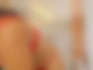 Live cam show with Britanny-Hamilton - Petite on iamadamtest123.com