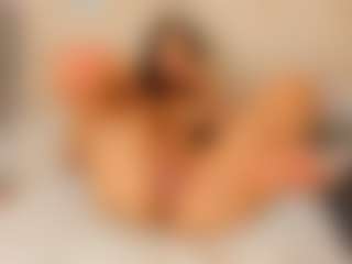 Live cam show with Britanny-Hamilton - Young Adult on Camversity
