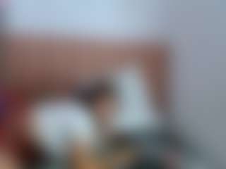 Live cam show with CataAndAmber_2 - Body Massage on Camsoda