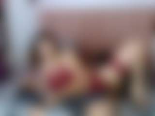 Live cam show with CataAndAmber_2 - Brown Eyes on Camsoda