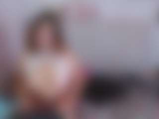 Live cam show with CataAndAmber_2 - White on Camsoda | colombia