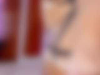 Live cam show with EvelinJons - Drinking on Livezox
