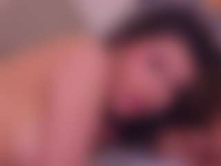 GenesisFara's Live Sex Cam Show