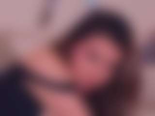 GenesisFara's Live Sex Cam Show