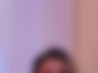GenesisFara's Live Sex Cam Show
