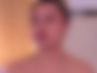 GenesisFara's Live Sex Cam Show