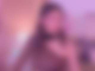 Live cam show with GenesisFara - Blonde Hair on Camsoda