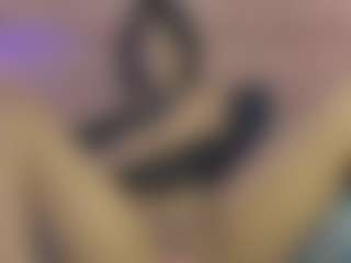 magic-kira-foxxx's Live Sex Cam Show