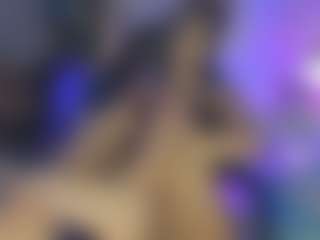 magic-kira-foxxx's Live Sex Cam Show