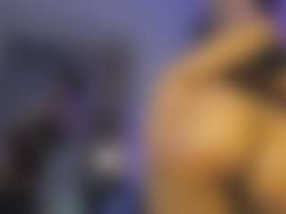 magic-kira-foxxx's Live Sex Cam Show