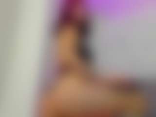 Cam Show en direct de mia-hills