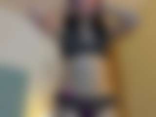 Live cam show with mia-hills - New Sexwebcam on justonemore.cc